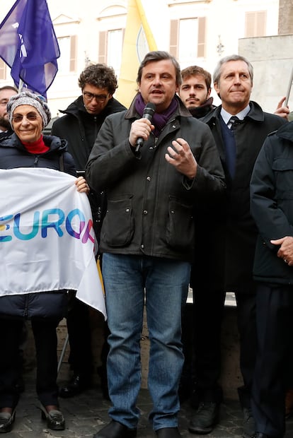 Carlo Calenda habla en una manifestación contra la reforma de la justicia en 2020.
