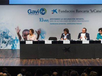 Jaume Giró, director general de la Fundación Bancaria La Caixa, interviene en la reunión conmemorativa de los 10 años de la Alianza para la Vacunación Infantil.