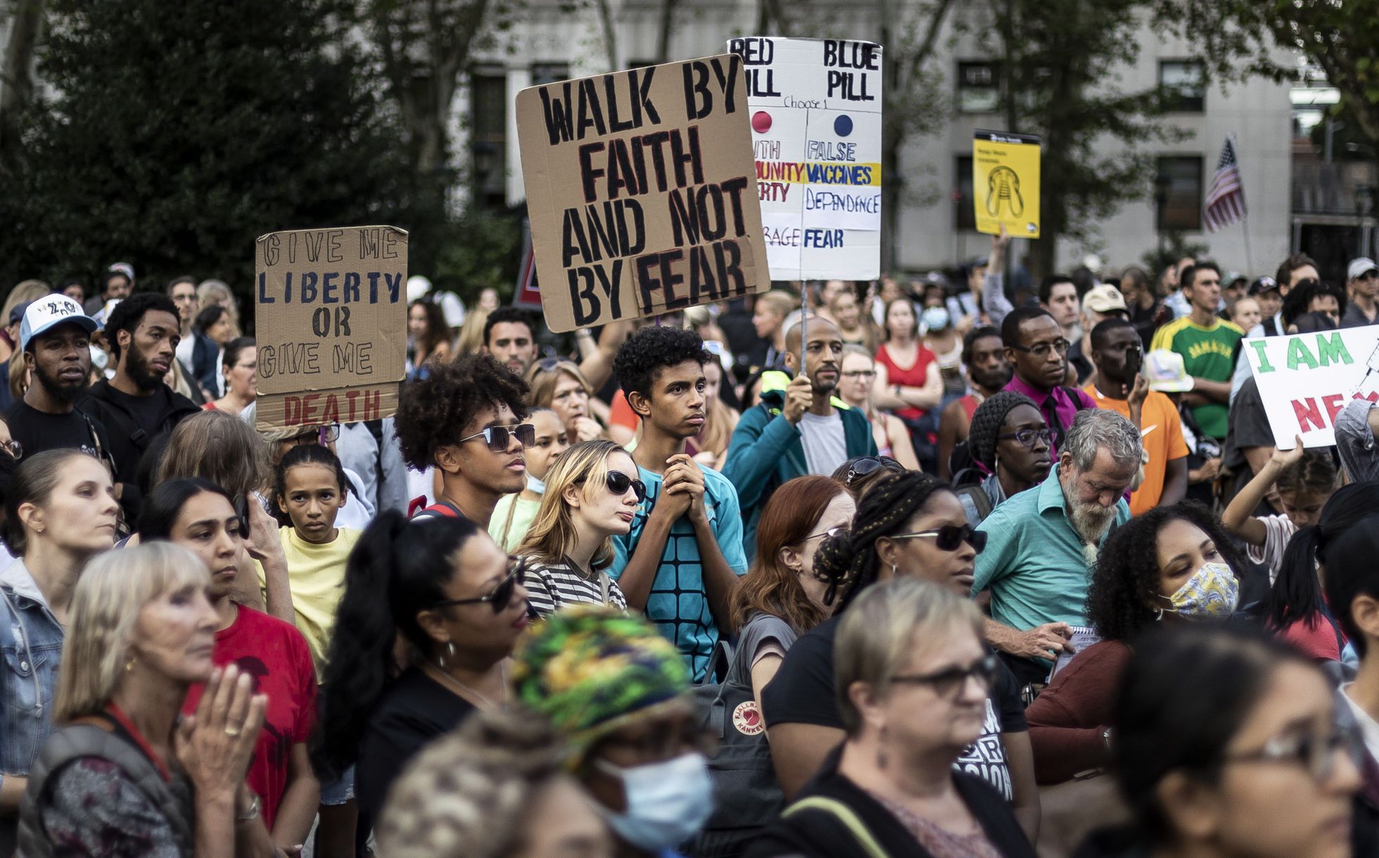 Protest against the mandatory vaccination of teachers or health workers, this Monday in New York.