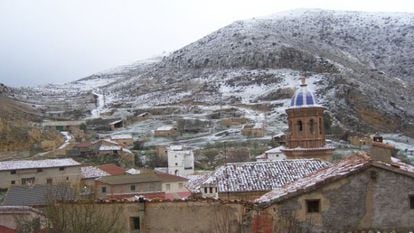 Vista de la localidad turolense de Bueña, con 52 habitantes censados, pero con solo 30 vecinos en invierno.