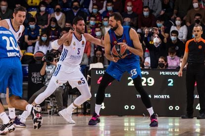 Mirotic and Rudy Fernández, in the last classic played on December 10.