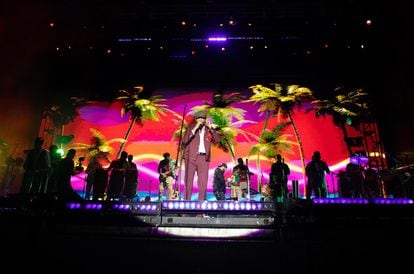 Un momento del concierto de Juan Luis Guerra en el festival Río Babel de Madrid.