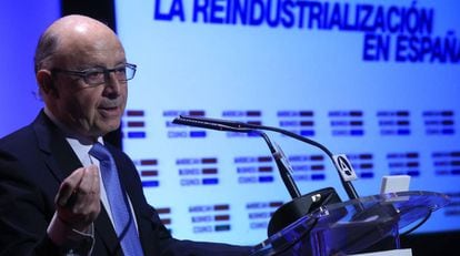 El ministro de Hacienda, Crist&oacute;bal Montoro.