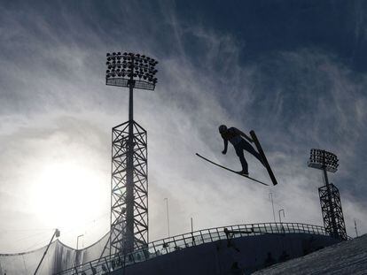 El checo Tomas Portyk saltando en una de las pruebas de Sochi.