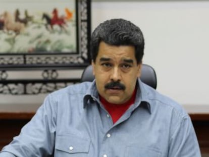 El presidente de Venezuela impone restricciones inciertas ante un escenario de descontento popular por su mandato