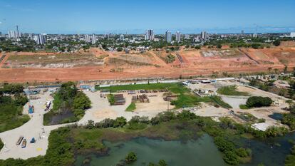 Una de las zonas afectadas y donde las viviendas fueron demolidas, fotografiada después de que las autoridades alertaran del peligro de colapso.