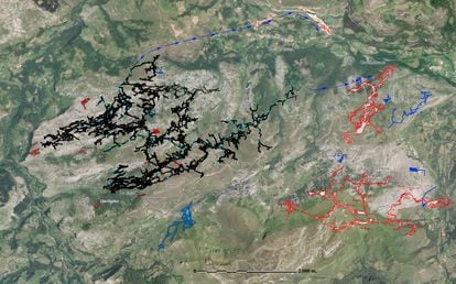 Plano topográfico de las cuevas subterráneas en Cantabria, al norte de España.