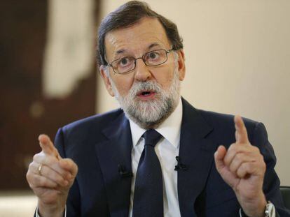 Mariano Rajoy, durante la reciente entrevista en la que ha exigido a Carles Puigdemont que renuncie a la declaraci&oacute;n unilateral de independencia.
