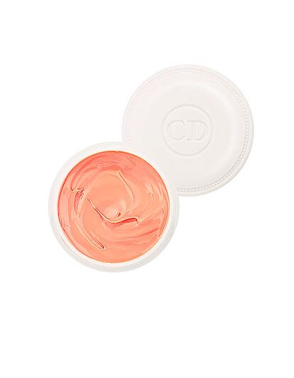 Crema de manos de Dior a base de extractos de melocotón. (20 euros).