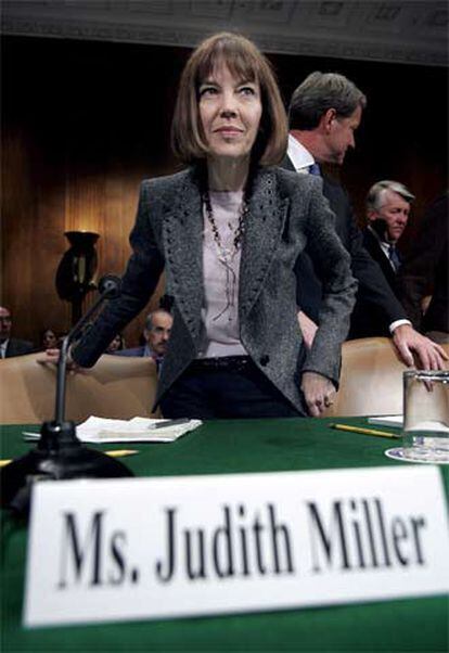 Judith Miller se presenta ante un comité del Senado en octubre pasado.