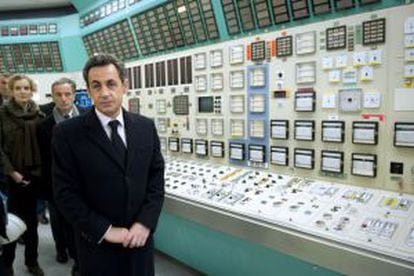 Sarkozy, en la nuclear de Fessenheim, el pasado febrero.