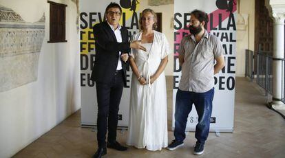 A la izquierda, el director del Festival de Cine Europeo de Sevilla, José Luis Cienfuegos.