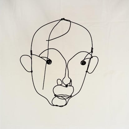 Retrato de Miró realizado por Alexander Calder hacia 1930 en aluminio.