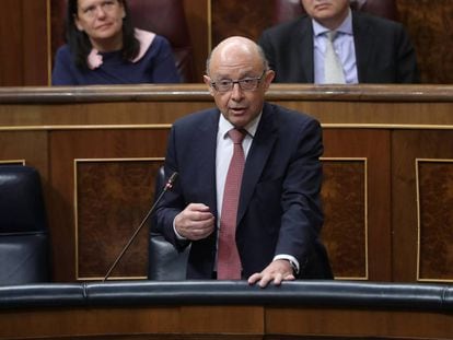 Crtistóbal Montoro, en el Pleno del Congreso de los Diputados, el pasado miércoles.