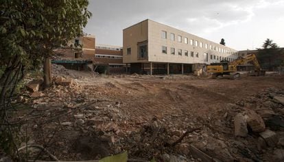 Demolición y obras del Colegio Alemán en la calle Concha Espina de Madrid, en 2019.