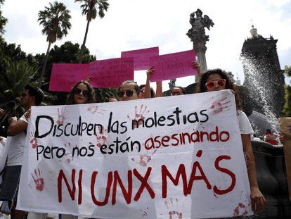 Marcha contra los feminicidios en Puebla.