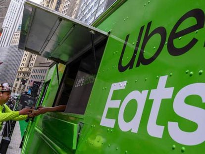 Uber Eats compite en EE UU con GrubHub. 