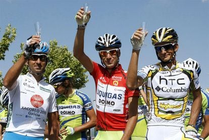 Mosquera, Nibali y Velits brindan en la última etapa de la Vuelta a España.