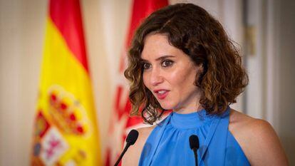 La presidenta de la Comunidad de Madrid, Isabel Díaz Ayuso en la Real Casa de Correos, a 1 de julio de 2022