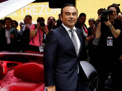 Carlos Ghosn, presidente y CEO de la alianza Renault-Nissan-Mitsubishi, en un sal&oacute;n del motor celebrado en Par&iacute;s, el a&ntilde;o pasado.