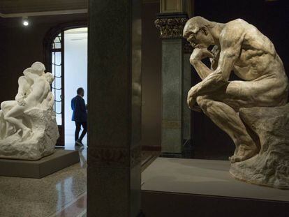 'El petó' i 'El pensador' de Rodin a l'exposició que es pot veure a Barcelona.