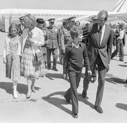 The Infanta Elena, Queen Sofía, Prince Felipe and King Juan Carlos I, in an undated image.