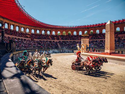 Uno de los espectáculos del parque temático Puy de Fou en Francia, en una fotografía de la web del parque.