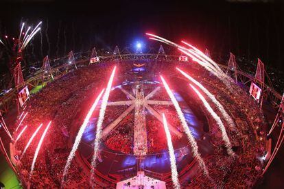 Los fuegos artificiales de la ceremonia de clausura.