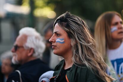 Una simpatizante de la candidata presidencial Patricia Bullrich, en un acto electoral el pasado 19 de octubre en Buenos Aires.