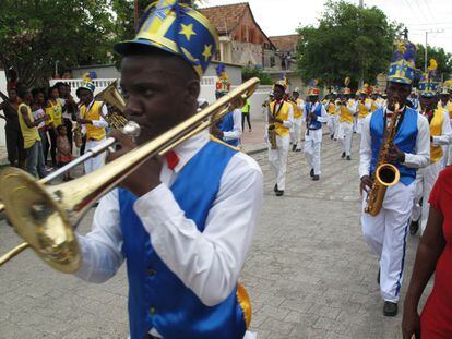Celebración del día de la bandera en Cabo Haitiano el pasado 18 de mayo.