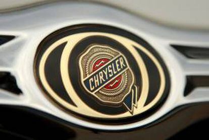 El mes pasado, la empresa italiana Fiat compró por 3.650 millones de dólares el 41,5 por ciento de las acciones de Chrysler. EFE/Archivo