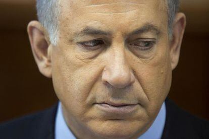 Benjamín Netanyahu en el consejo de ministros de este domingo, 24/11/2013.