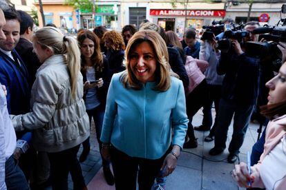 Susana D&iacute;az llega a una reuni&oacute;n socialista previa al Comit&eacute;.