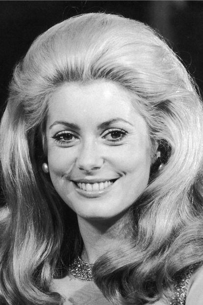 Catherine Deneuve es la otra musa francesa de la elegancia y... del cardado.