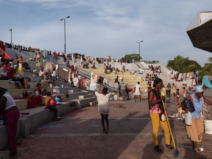 Parte del asentamiento de desplazados en la Plaza Hugo Chávez, en Puerto Príncipe (Haití), el 27 de agosto de 2022