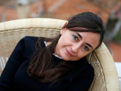 La escritora Elvira Navarro posa en Madrid en 2019.