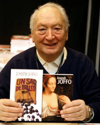 Joseph Joffo,  en el Salón de París en 2008. 
