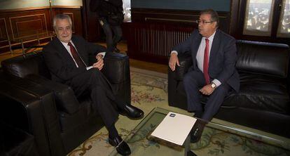 José Antonio Griñán y Juan Ignacio Zoido, en la reunión del pasado mes.