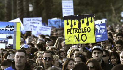 Protesta en Palma contra las prospecciones.