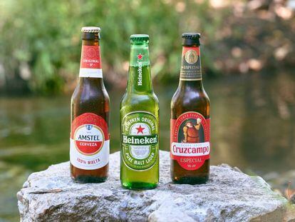 Botellines de las marcas Amstel, Heineken y Cruzcampo. 