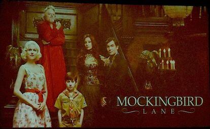 Imagen promocional de 'Mockingbird Lane'