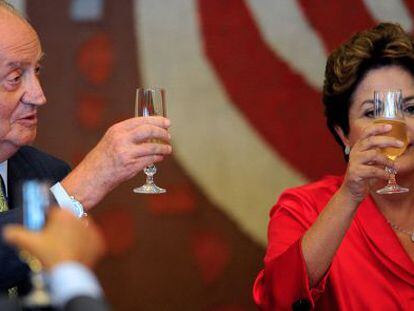 Dilma Rousseff y el Rey en el palacio Itamaraty, en Brasilia, ayer.