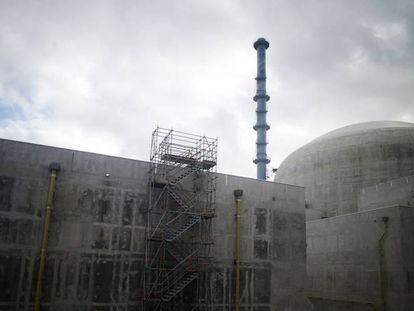 Reactor nuclear en Flamanville, Francia.