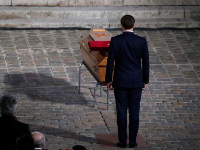 El presidente francés, Emmanuel Macron, durante el homenaje al profesor Samuel Paty.