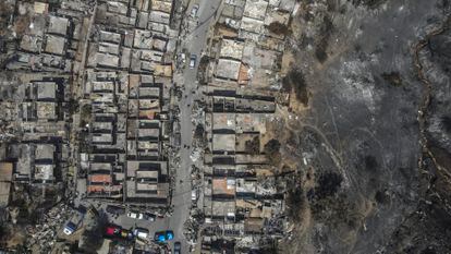 Aerial view of an area of ​​Viña del Mar affected by fires, on February 5, 2024. 