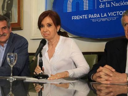 Cristina Fernández de Kirchner, en rueda de prensa en el Congreso argentino este jueves. 