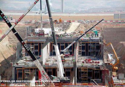 Obras del túnel de servicios del aeropuerto de Barajas de Essentium.