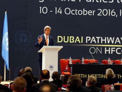 El secretario de Estado de EE UU, John Kerry, durante el encuentro en Ruanda, ayer.