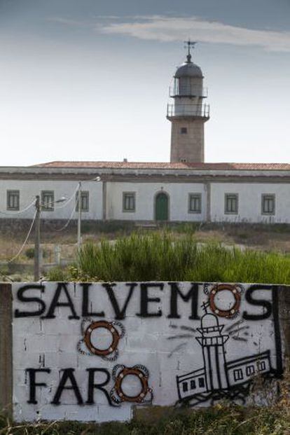 Faro deshabitado de Punta Insua, cuyo uso reclaman los vecinos de Lariño (Carnota).