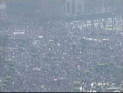 Clamor popular contra Mubarak en la Plaza de la Liberación de El Cairo